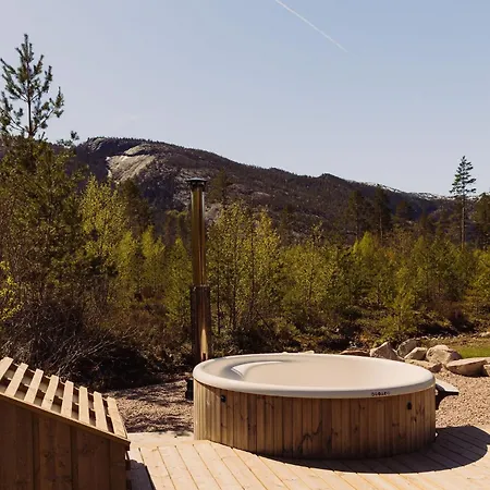 Willa Det Kosekroken With Jacuzzi Kviteseid